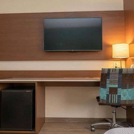 Ibis Styles Curitiba Aeroporto Hotel São José dos Pinhais Екстериор снимка