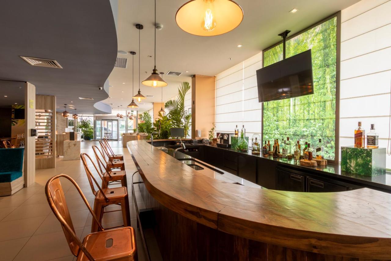 Ibis Styles Curitiba Aeroporto Hotel São José dos Pinhais Екстериор снимка