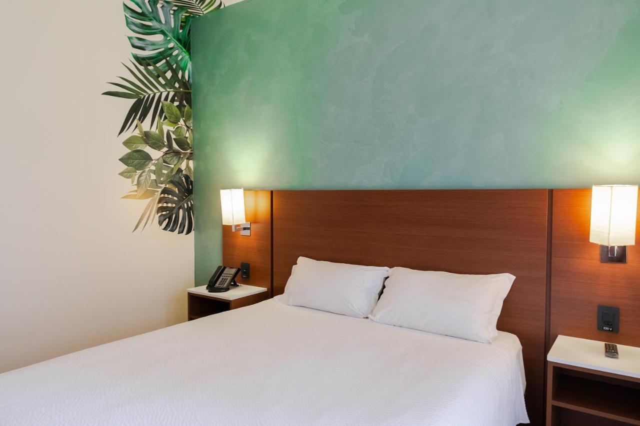 Ibis Styles Curitiba Aeroporto Hotel São José dos Pinhais Екстериор снимка