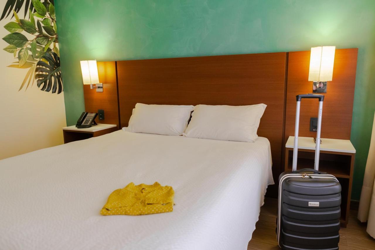 Ibis Styles Curitiba Aeroporto Hotel São José dos Pinhais Екстериор снимка